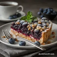 BlaubeerSchmandTarte mit Streuseln Der saftige KaffeetafelKlassiker