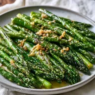 Spargel mit Knoblauch in 15 Minuten