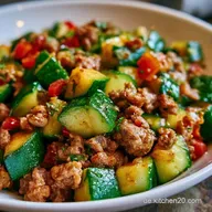 Zucchini Hackfleisch Pfanne mit Paprika