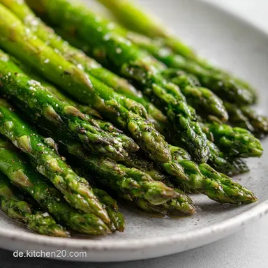 Gekochter Spargel: Schritt-f&uuml;r-Schritt Anleitung in 25 Minuten Rezeptkarte