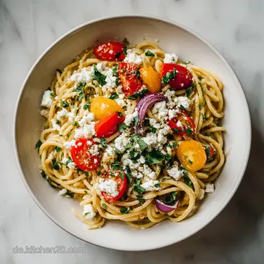 Feta Pasta: Cremig und Gebacken in 30 Minuten Rezeptkarte