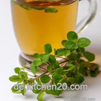 Zitronenmelisse Tee: Mein Frischekick f&uuml;r die Seele! Rezeptkarte