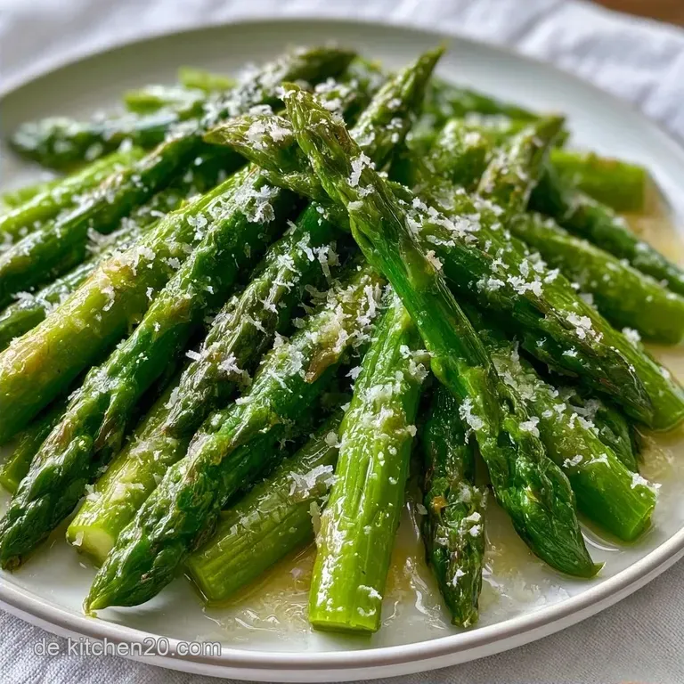 Gr&uuml;ner Spargel Beilage: Gebraten mit Parmesan